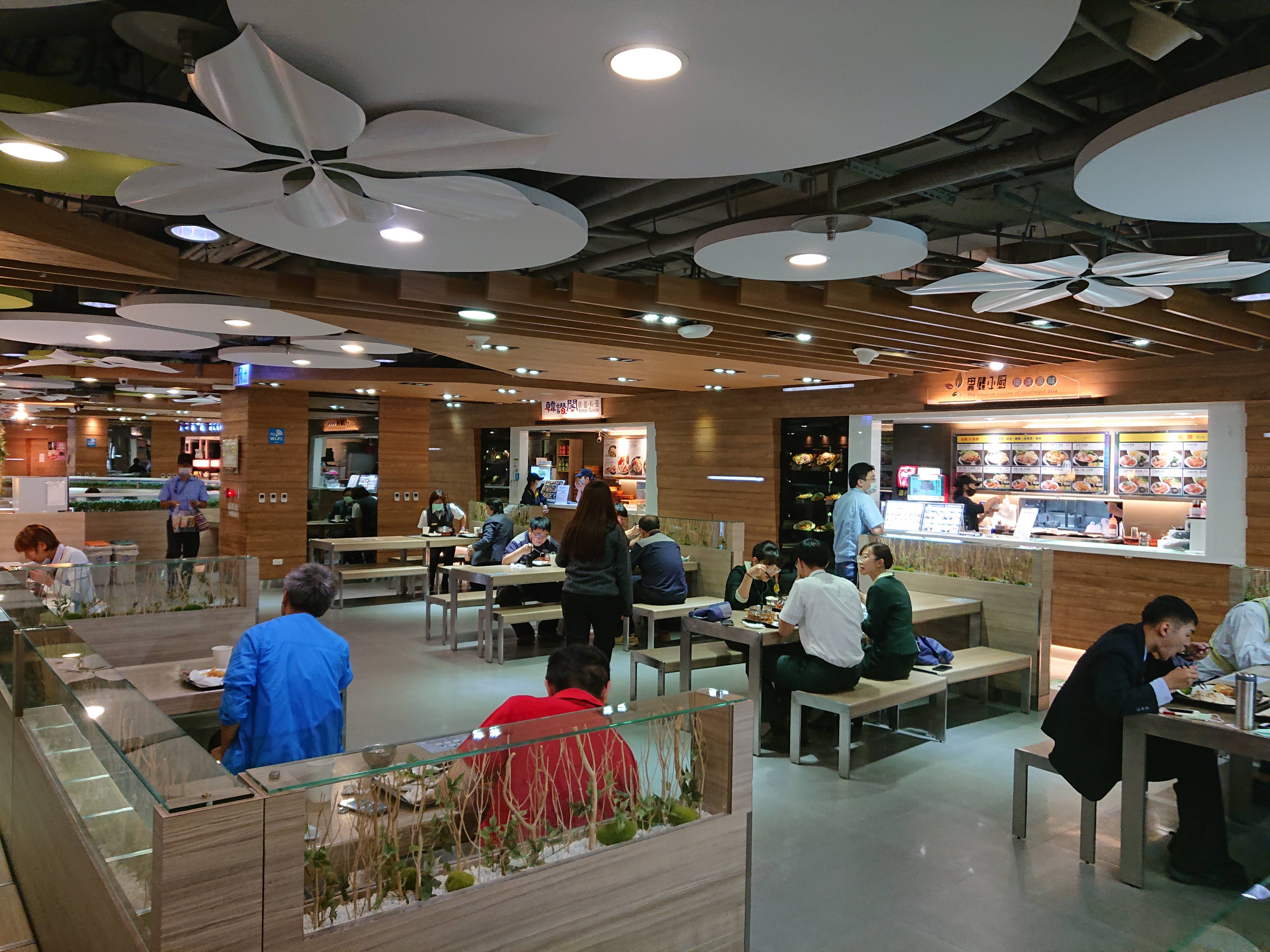International Airports Are Bringing Their A-Game (Image Credits: Wikimedia)
