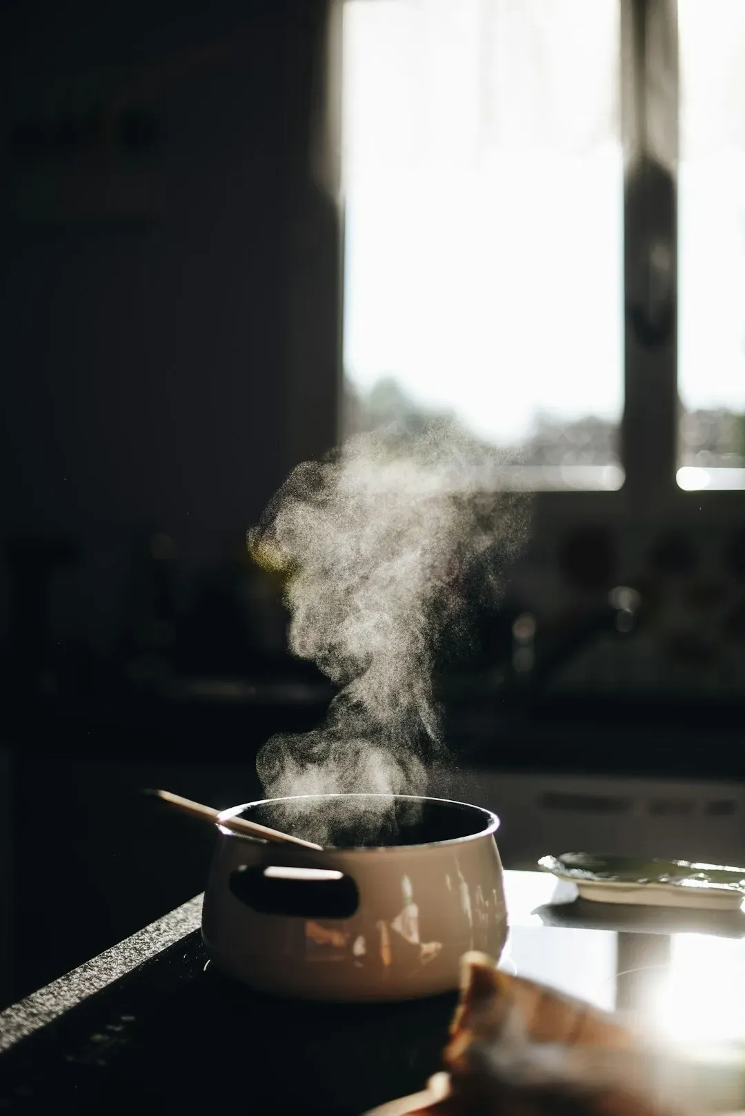 Cooking Performance: The Smoke Point Debate (Image Credits: Unsplash)