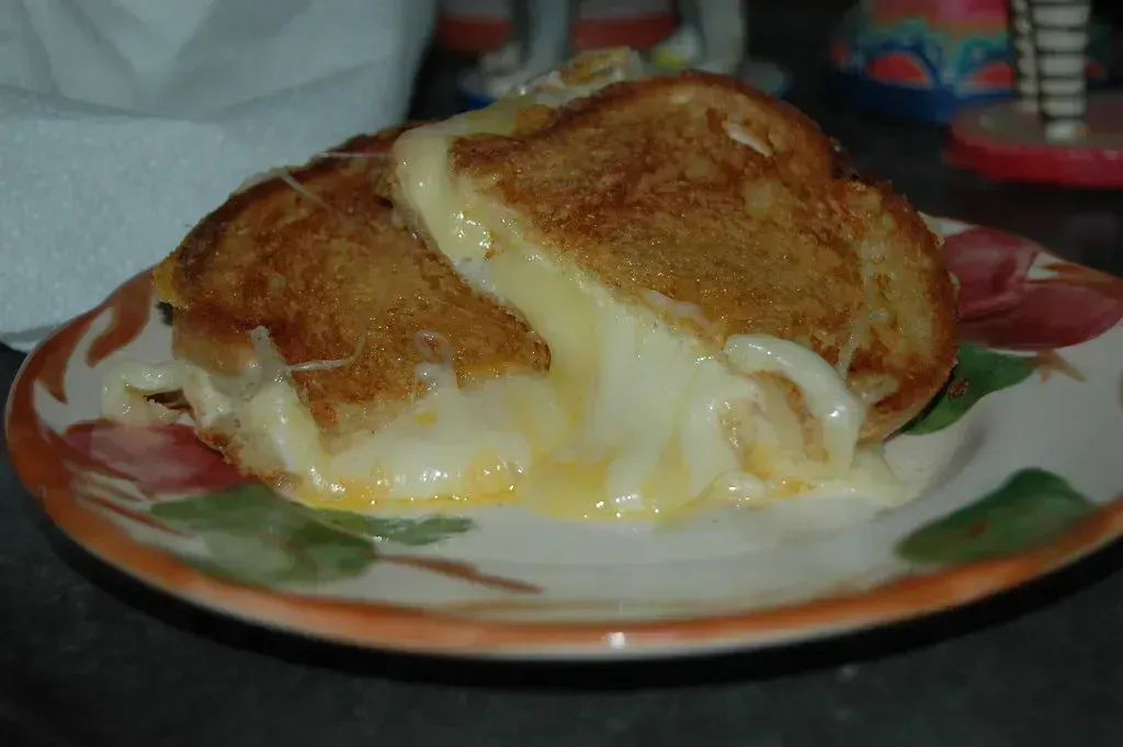 7. Bread and Dripping (pirateyjoe, Flickr, CC BY-SA 2.0)