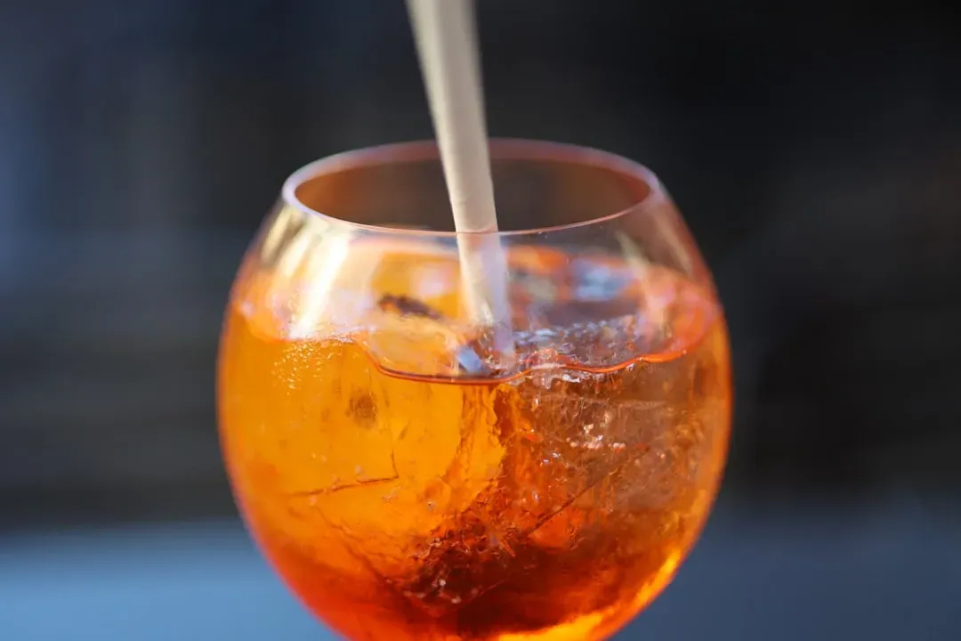 5. The Aperol Spritz: When a Trend Becomes a Cliché (Image Credits: Unsplash)