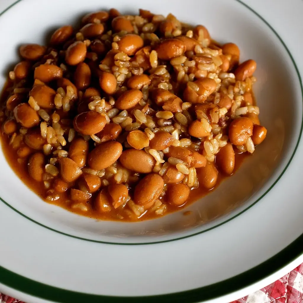 5. Beans and Rice: A Classic That Actually Creates a Complete Protein (The Marmot, Flickr, CC BY 2.0)