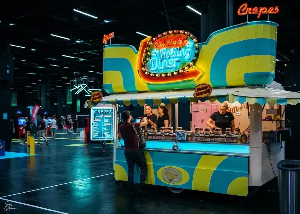 2. Food Trucks Are a Billion-Dollar Industry, Not a Side Hustle (Sergiy Galyonkin, Flickr, CC BY-SA 2.0)