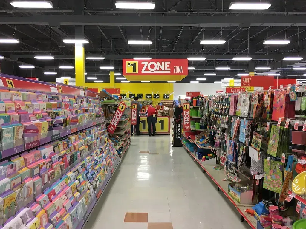 2. The "Treasure Hunt" Layout Is a Deliberate Strategy (Phillip Pessar, Flickr, CC BY 2.0)