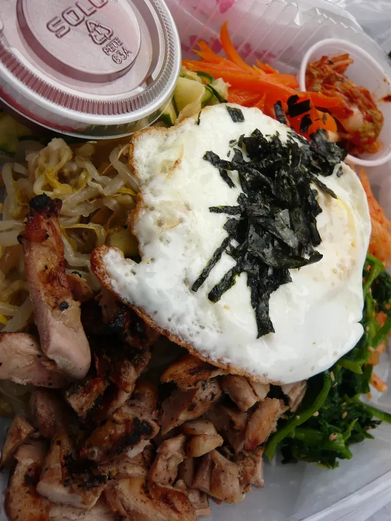 2. Portland, Oregon - Food Cart Capital With World-Class Flavor (Image Credits: Flickr)