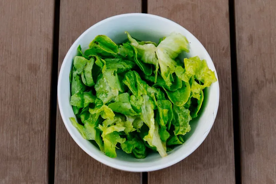 8. Leafy Green Vegetables: Maximum Volume, Minimal Calories (Image Credits: Pexels)