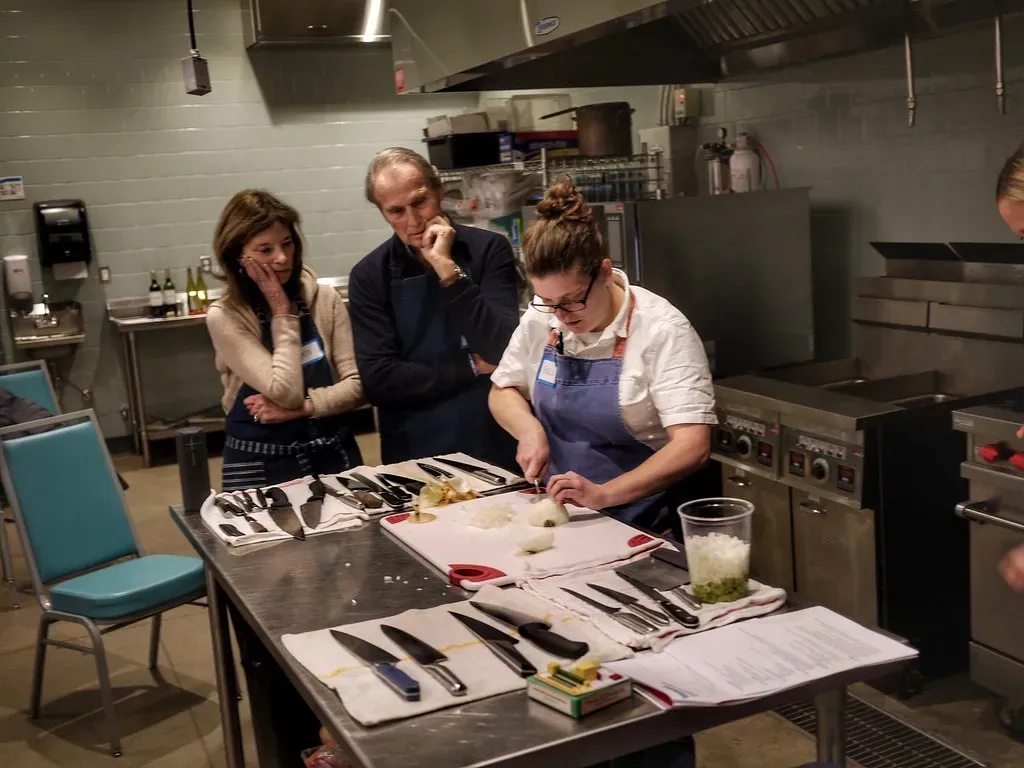 How to Shop Smarter Going Forward (5chw4r7z, Flickr, CC BY-SA 2.0)