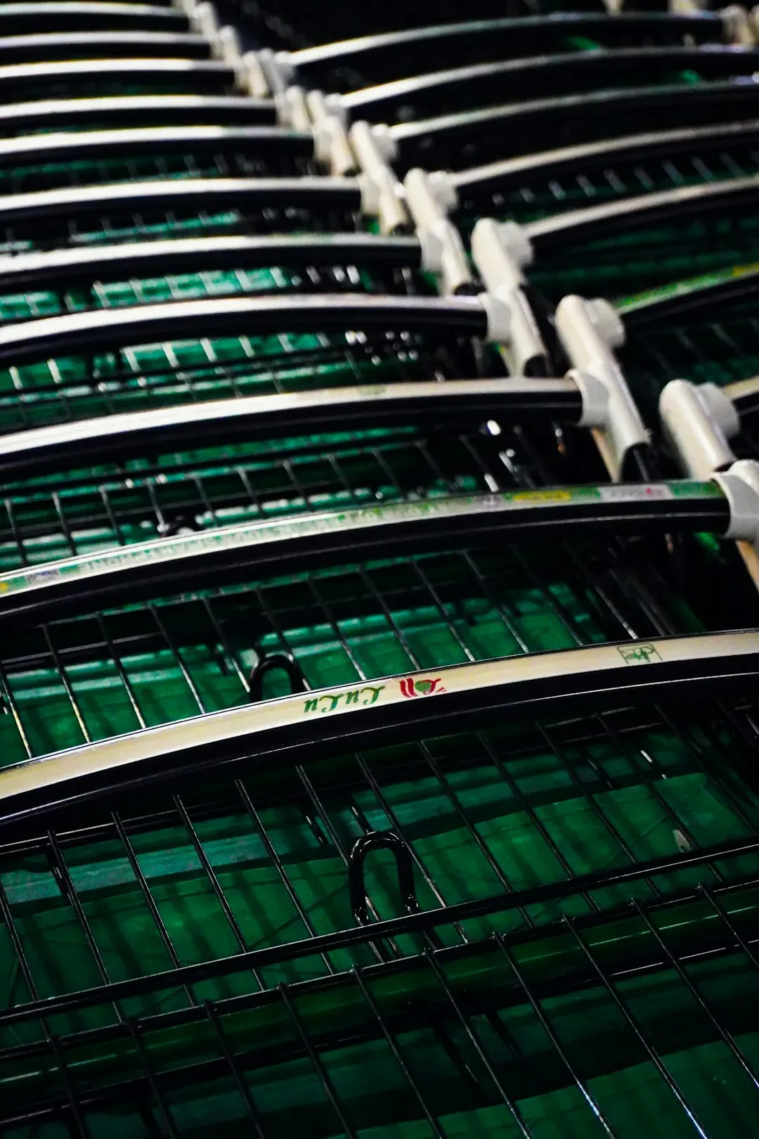 The Bigger Picture: A Grocery Revolution Nobody Planned (Image Credits: Unsplash)