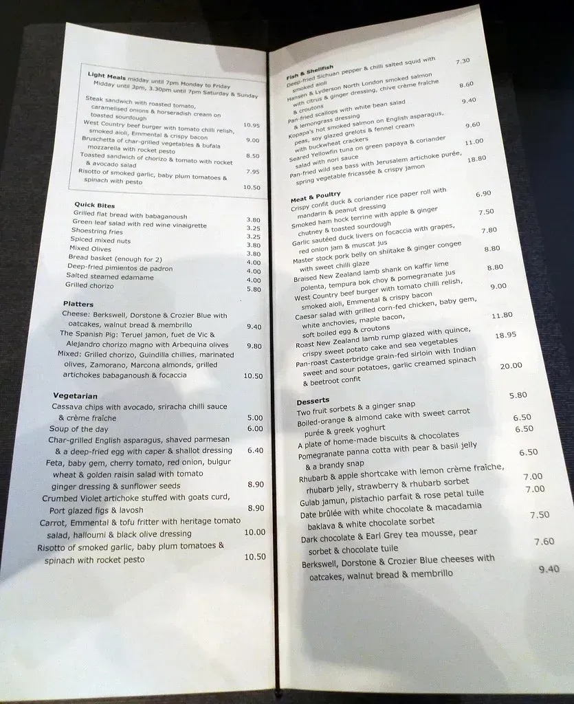 The Numbers Don't Lie: Most Diners Prefer Paper (Ewan-M, Flickr, CC BY-SA 2.0)