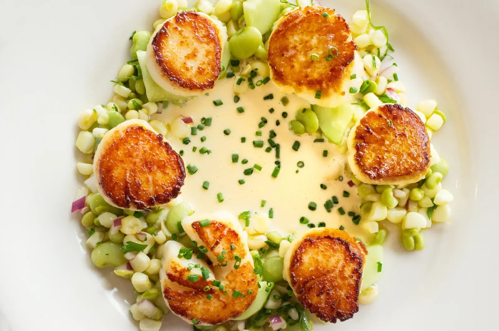 12. Scallops: Premium Price, Inconsistent Payoff (Seared Scallops, CC BY 2.0)