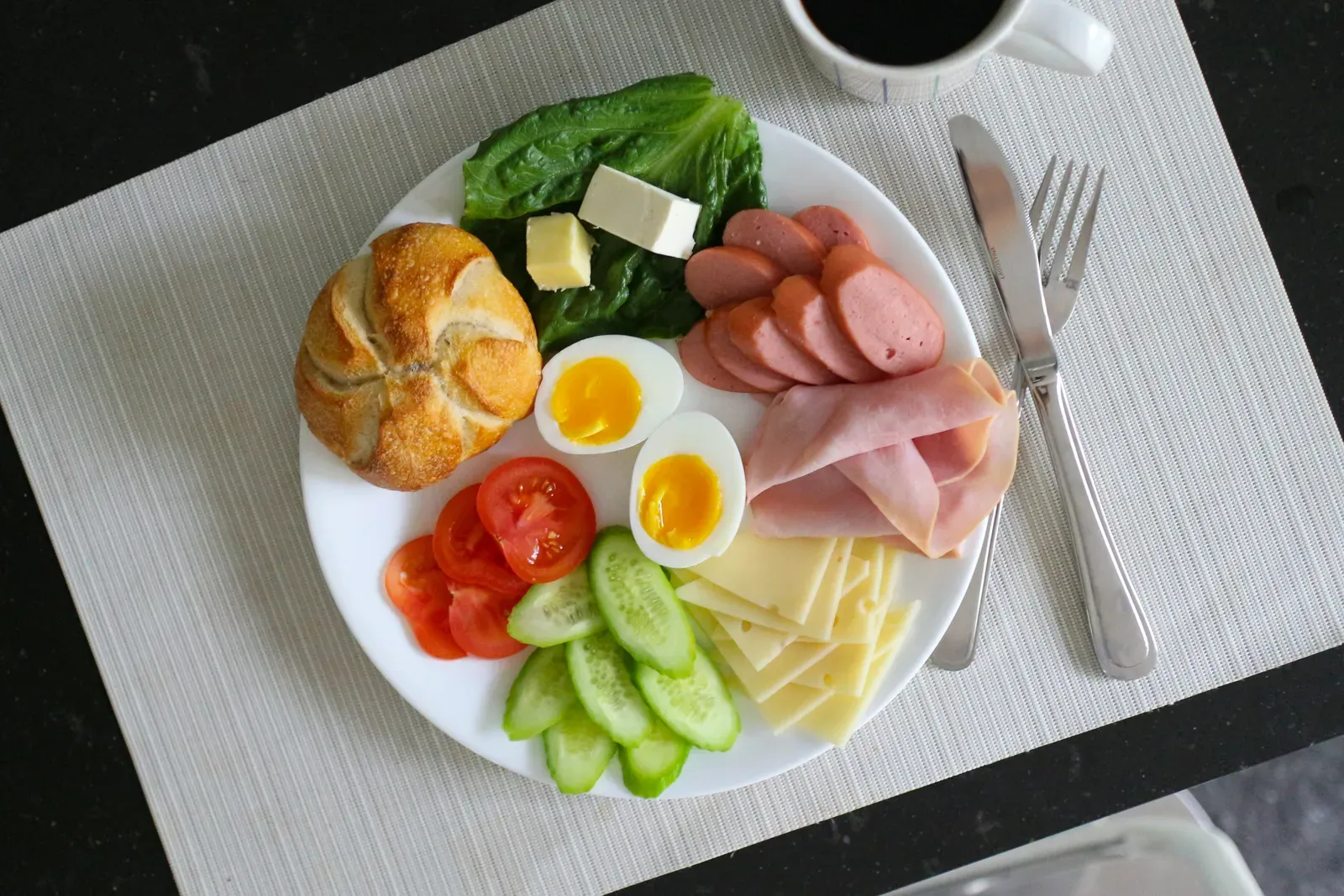 Cold Cuts and Cheese for Breakfast (Image Credits: Wikimedia)