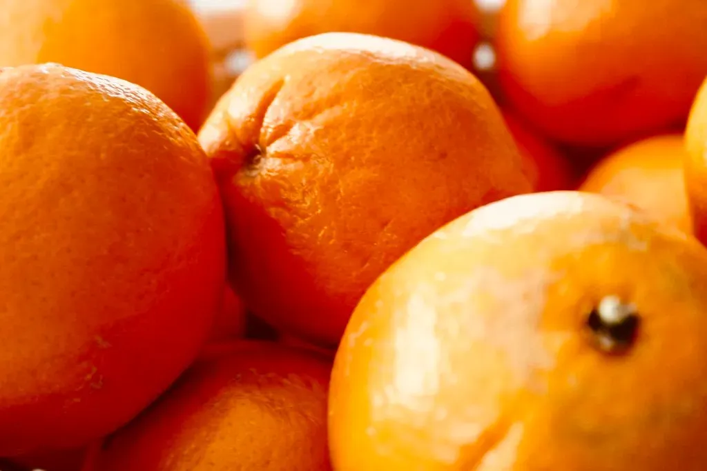 5. Produce Gets Post-Harvest Chemical Treatments (Image Credits: Flickr)