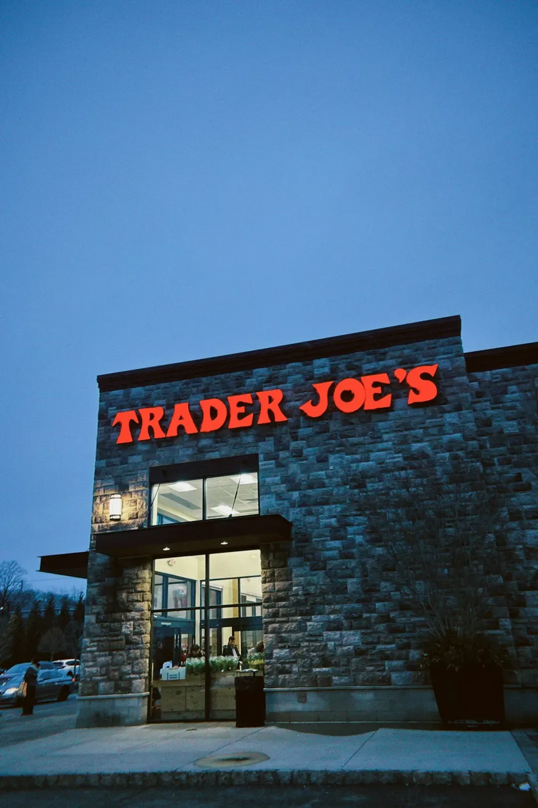 1. Trader Joe's – America's New Number One (Image Credits: Unsplash)