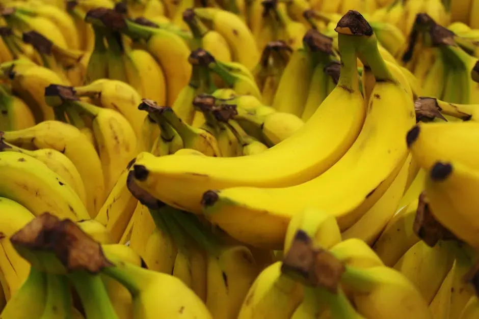 7. Bananas - Nature's Cheapest Energy Bar (Image Credits: Pexels)