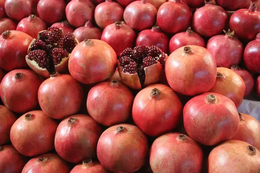 8. Fresh Fruits: Gentle Softening on the Horizon (AndreyFilippov.com, Flickr, CC BY 2.0)