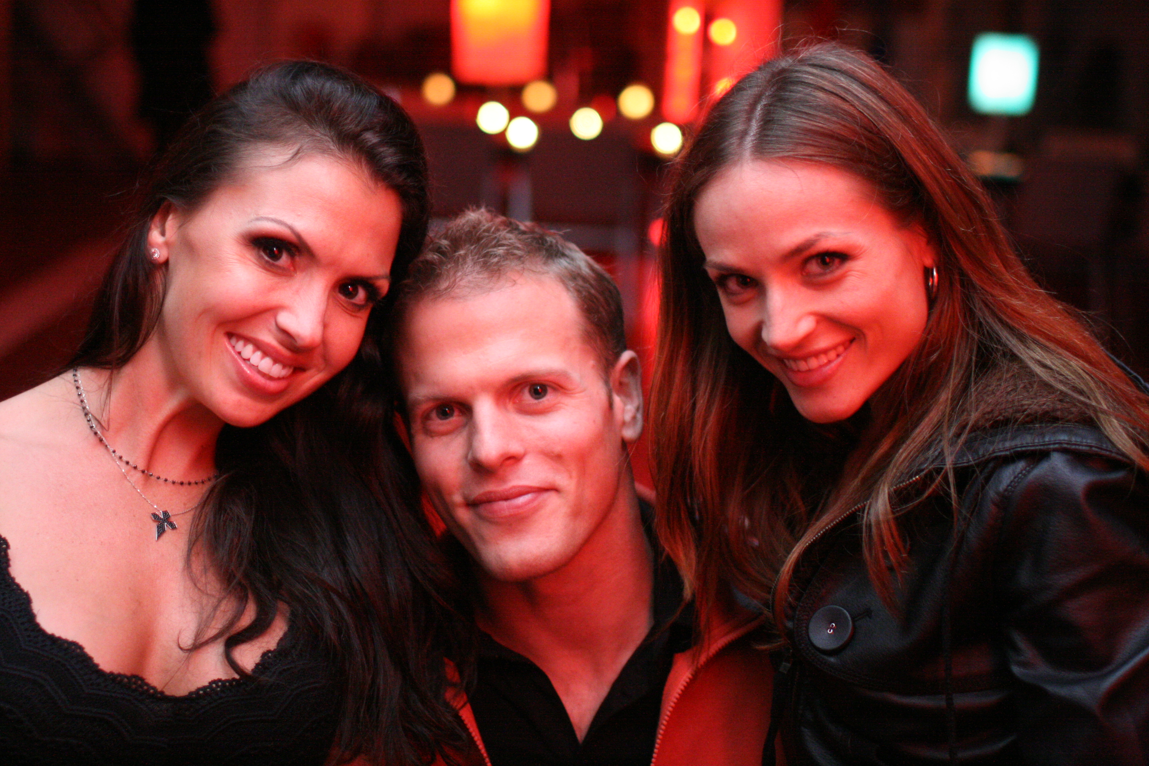 2. Tim Ferriss: The 4-Hour Workweek Advocate (image credits: wikimedia)