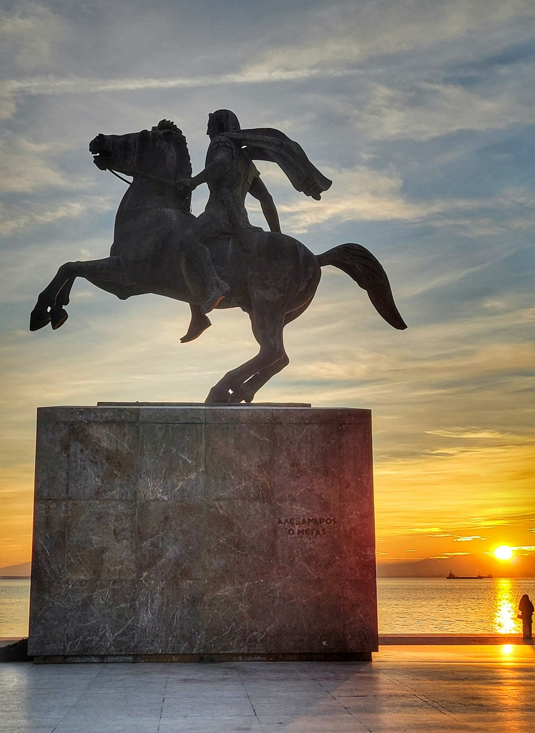 12. Alexander the Great: A Mysterious Sickness (image credits: unsplash)