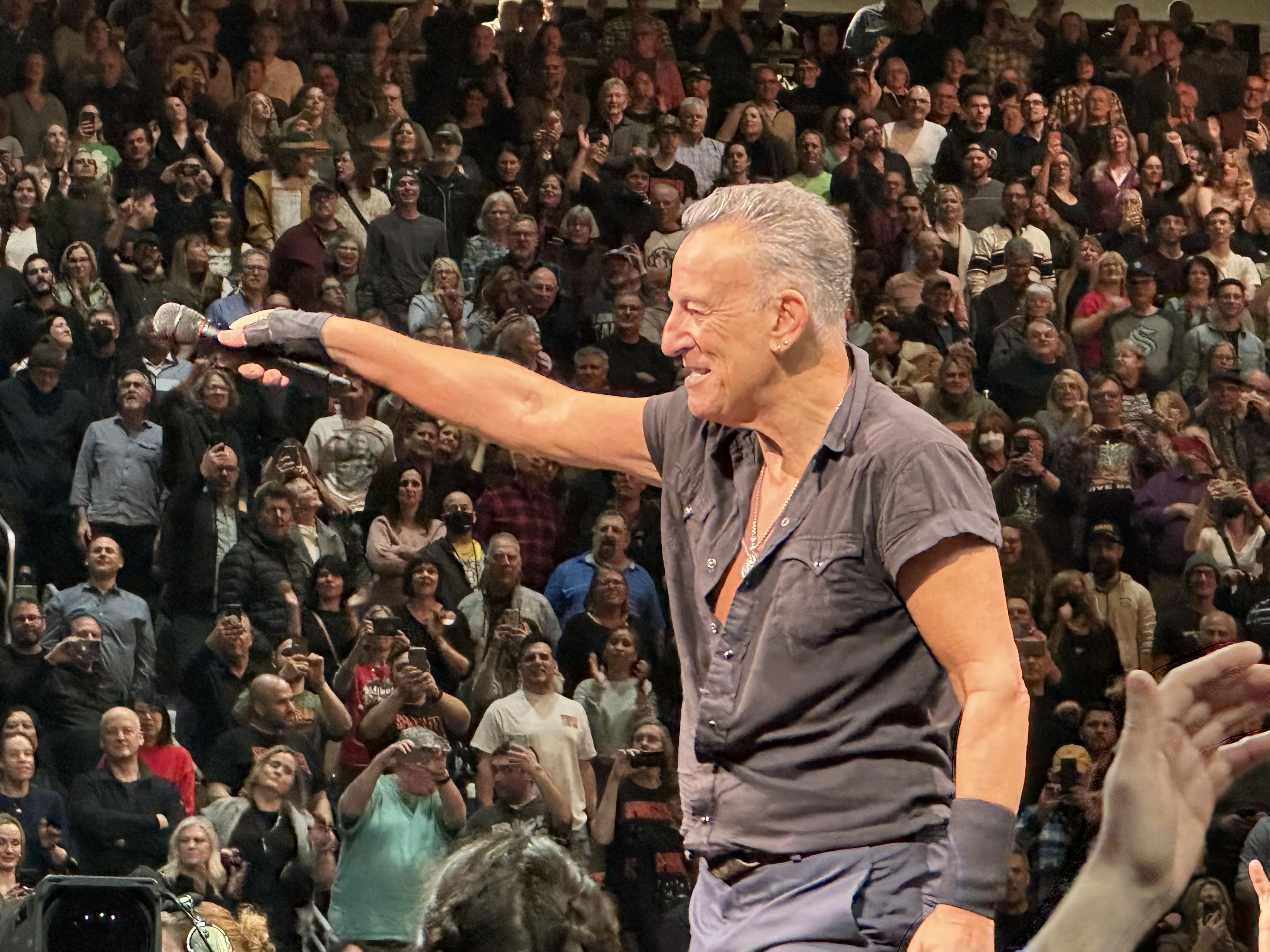 Born in the U.S.A. – Bruce Springsteen (1984) (image credits: wikimedia)