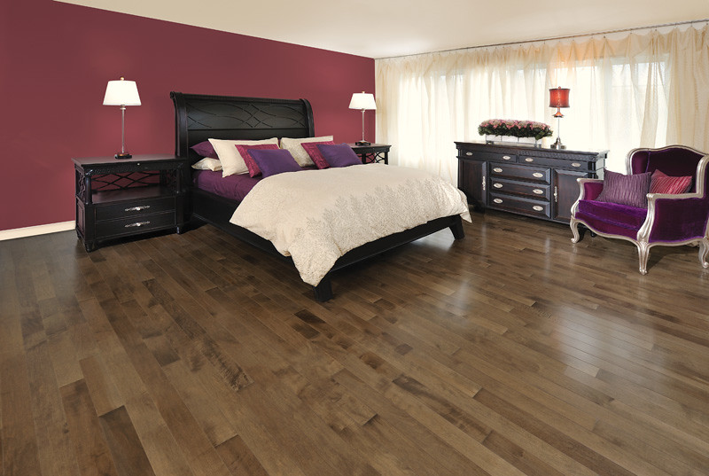 Wall-to-Wall Carpeting in Living Areas (image credits: flickr)