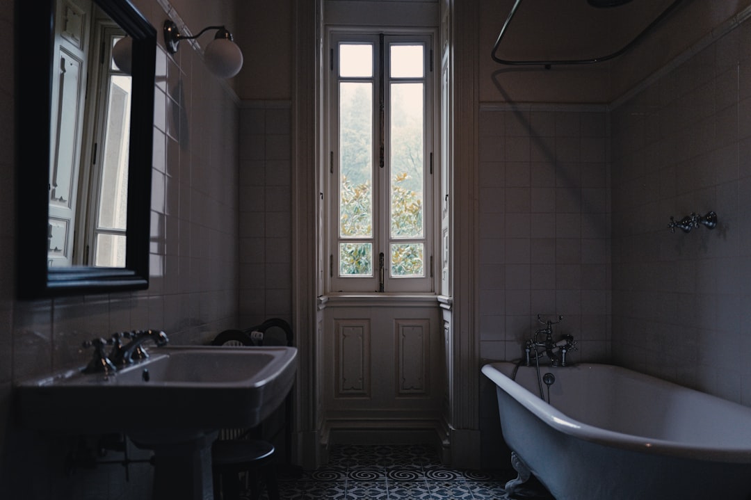 Over-the-Top Tuscan Style: A Relic of the Early 2000s (image credits: unsplash)