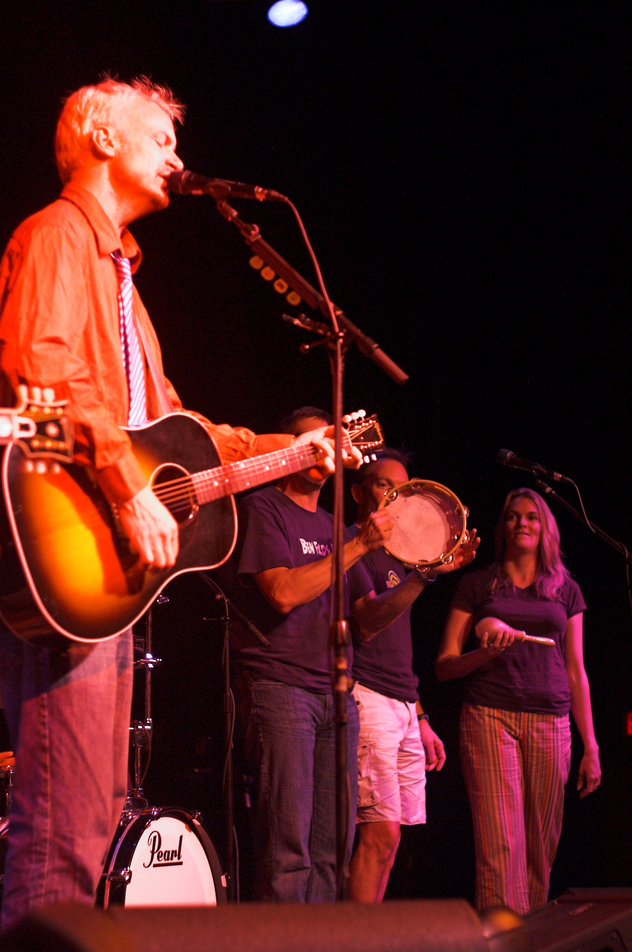 “Stacy’s Mom” by Fountains of Wayne (image credits: wikimedia)