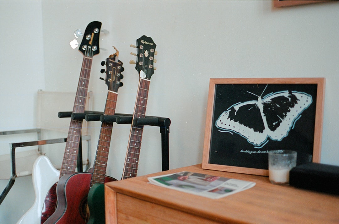 Hotel California – Eagles (Don Felder and Joe Walsh) (image credits: unsplash)