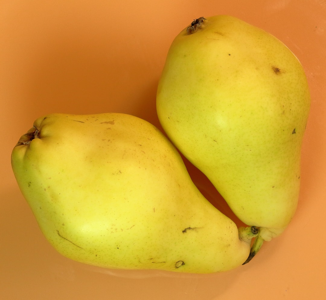 Pears: The Fiber Myth (image credits: unsplash)