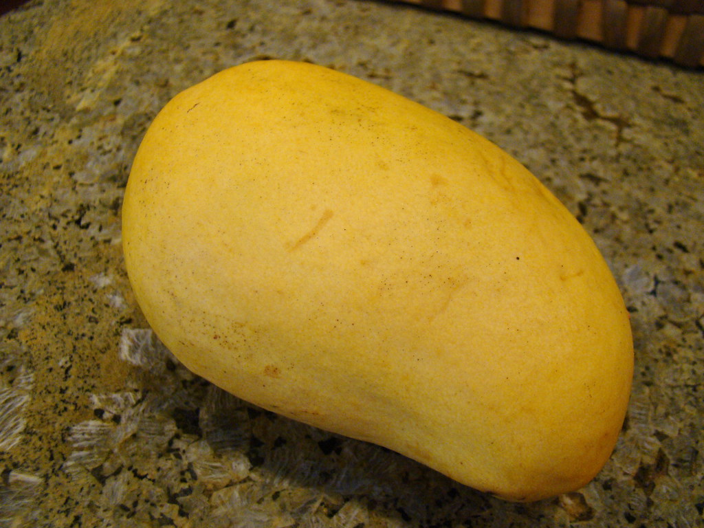 Mango: The Sweet Tropical Trap (image credits: flickr)