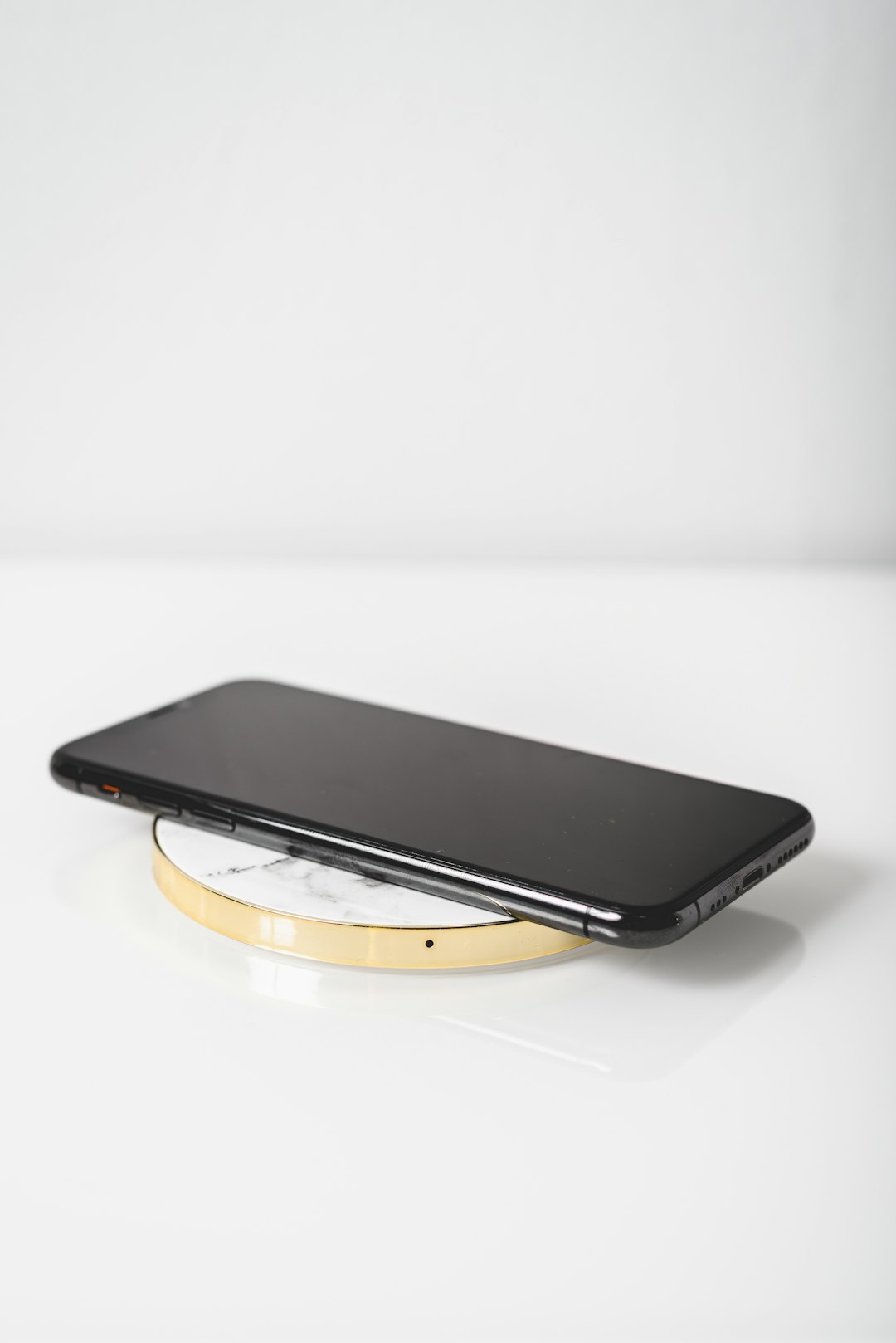 Wireless Charging (image credits: unsplash)