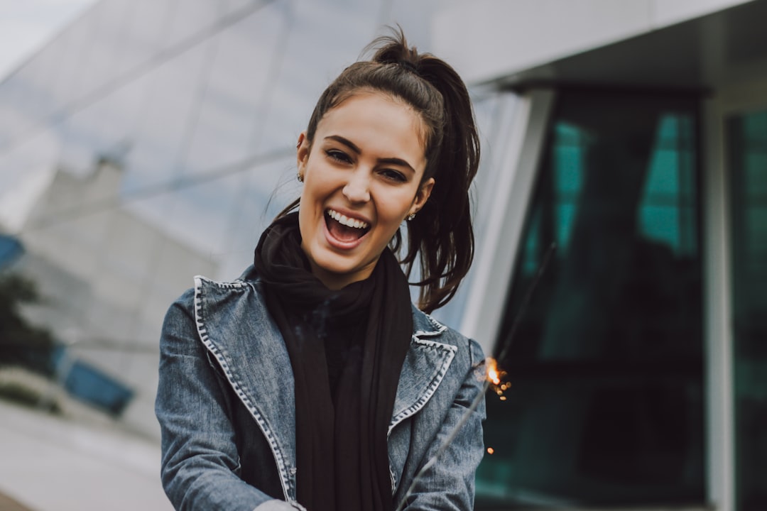 Laughter and Stress Hormones: A Tug of War (image credits: unsplash)