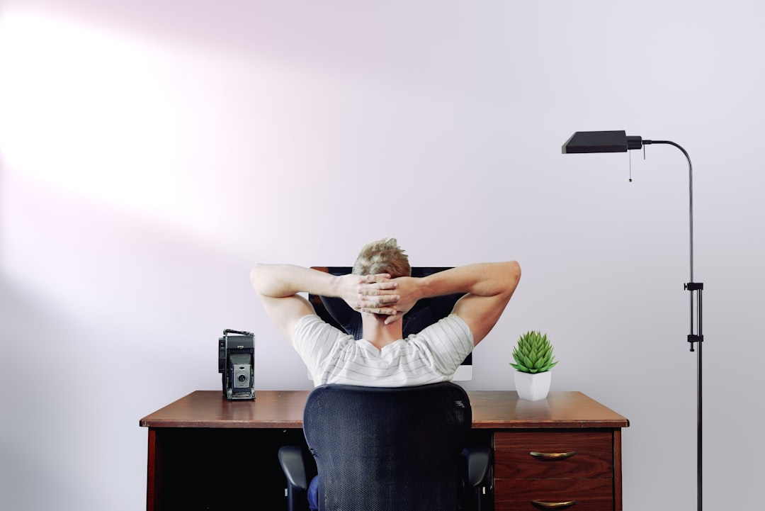 Poor Posture at Work (image credits: unsplash)