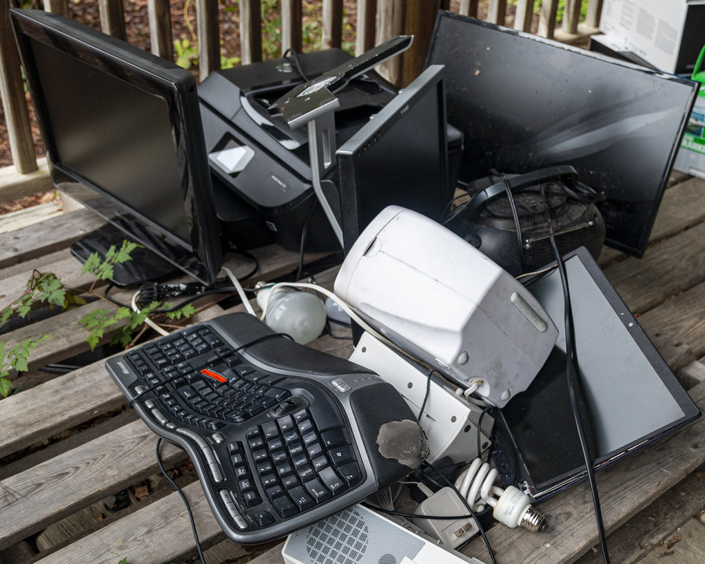 The E-Waste Apocalypse: Technology's Dirty Secret (image credits: flickr)