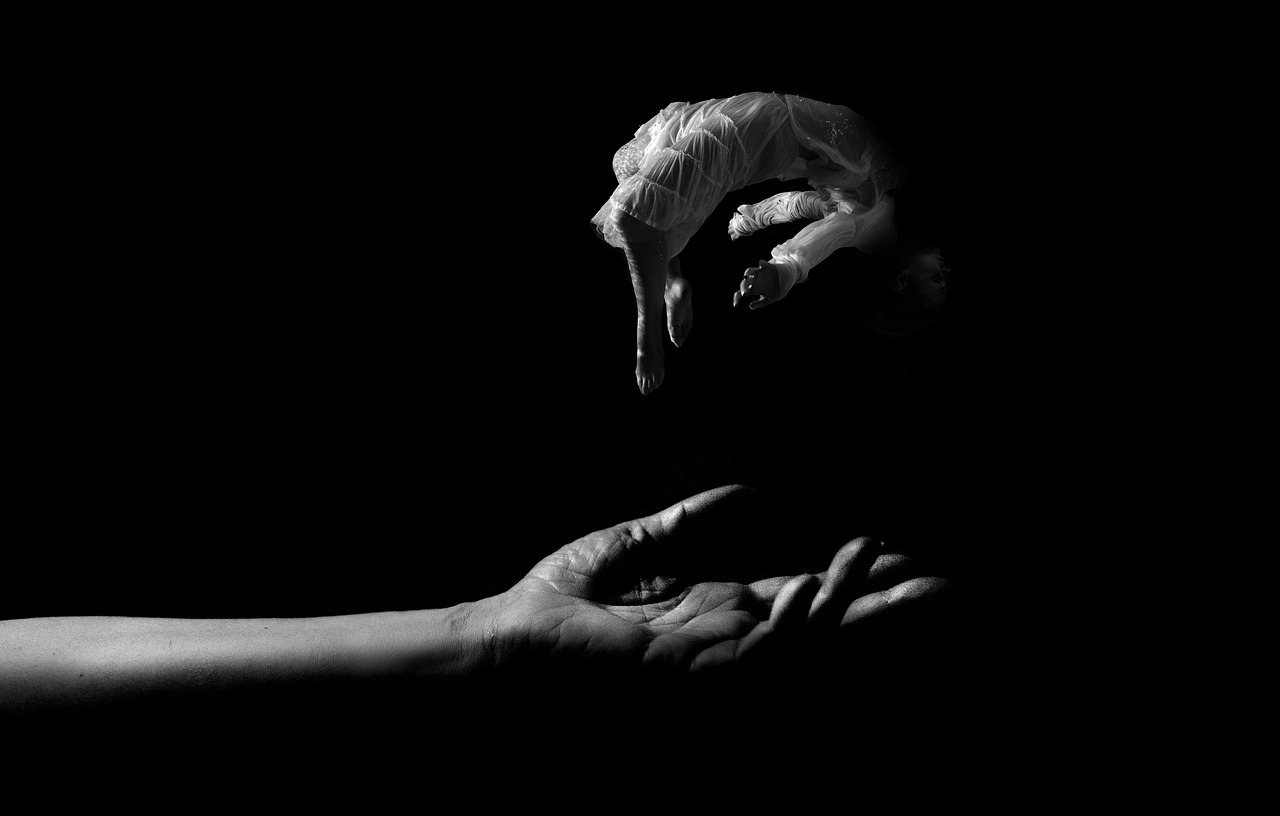 The Trap of Existential Dread (image credits: pixabay)