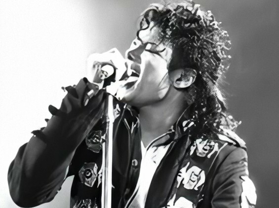 Billie Jean – Michael Jackson (1983) (image credits: wikimedia)