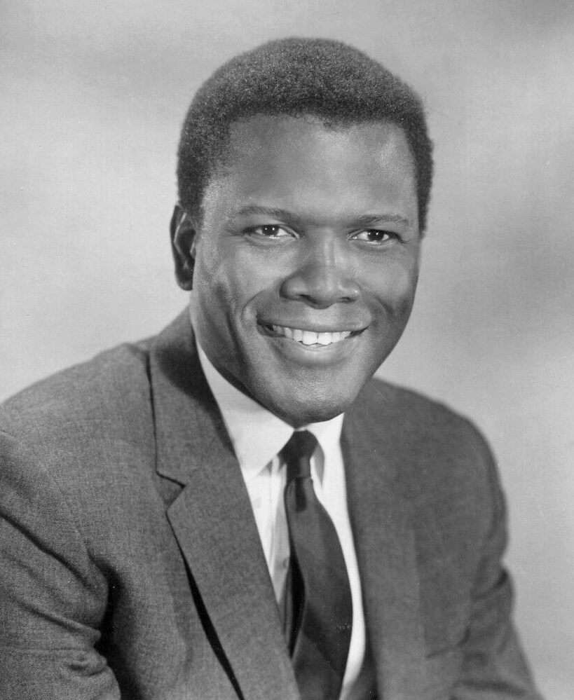 Sidney Poitier: Breaking Barriers with Grace (image credits: wikimedia)