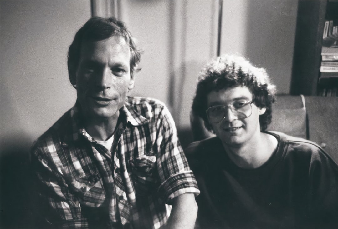 Alone - Heart (1987) (image credits: unsplash)