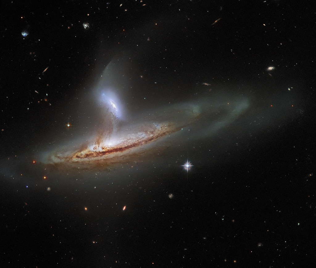 7. Dark Energy: The Universe Is Pushed Apart by an Invisible Force (image credits: flickr)