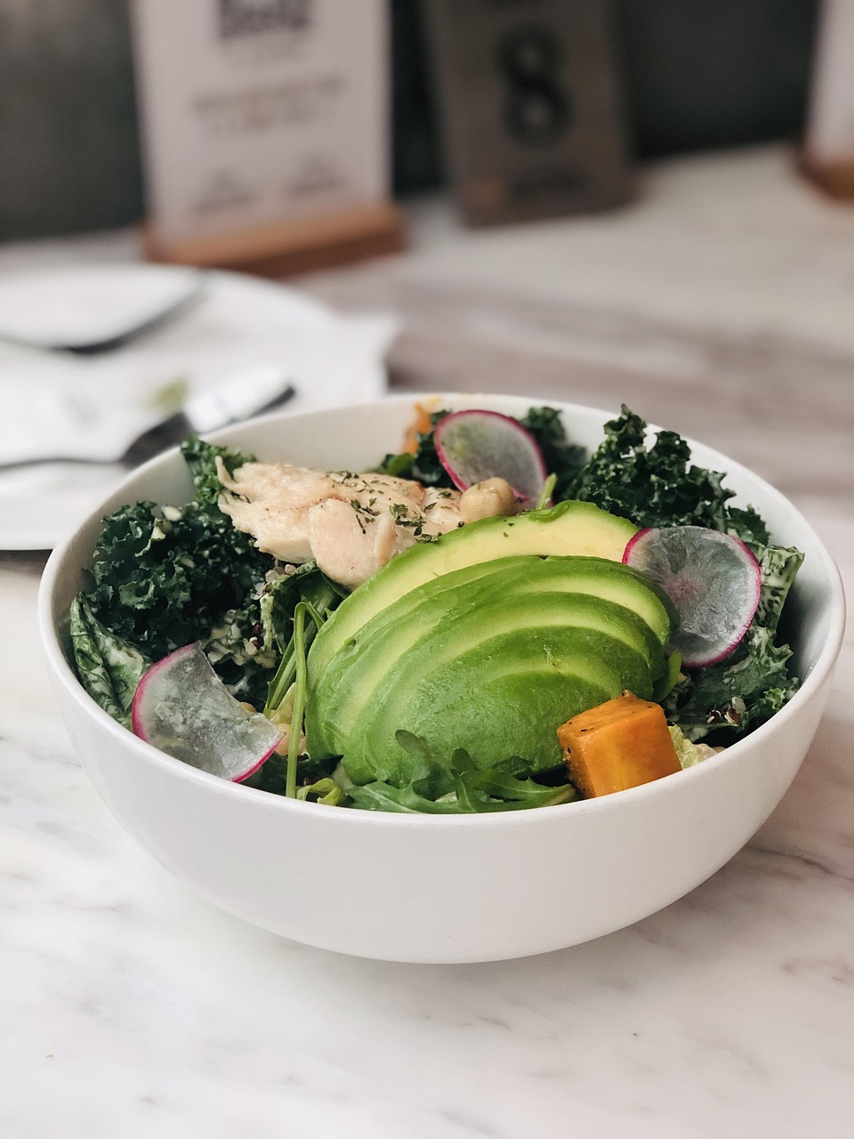 8. Eat Light Meals (image credits: pixabay)