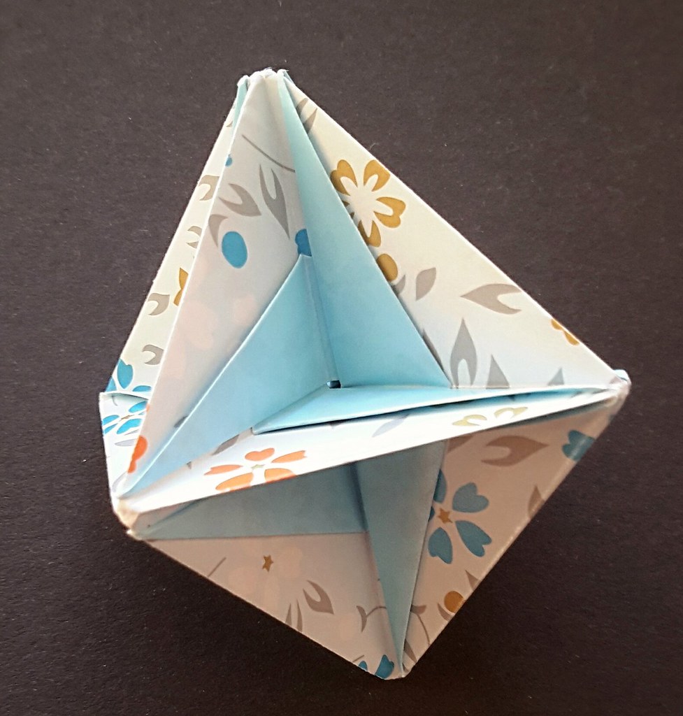 Build Paper Boats for Indoor Sailing (image credits: flickr)