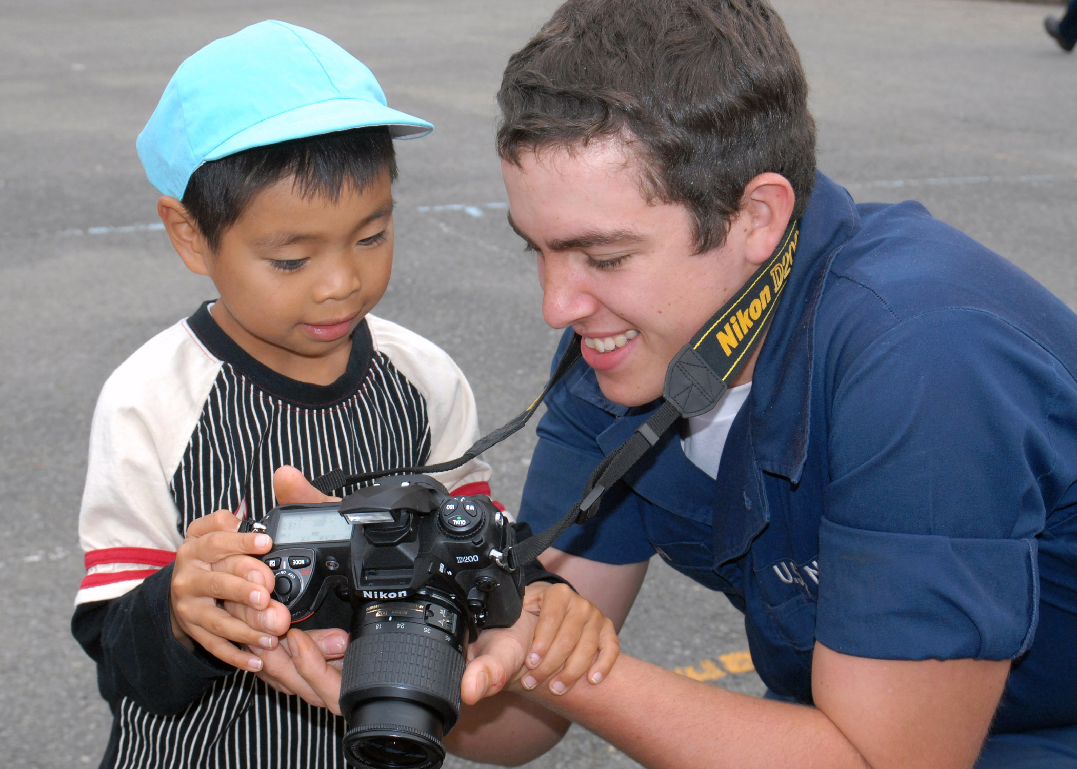 They Excel at Communication and Active Listening (image credits: wikimedia)