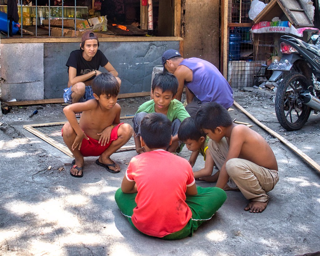 Practice Turn-Taking Through Simple Games (image credits: flickr)