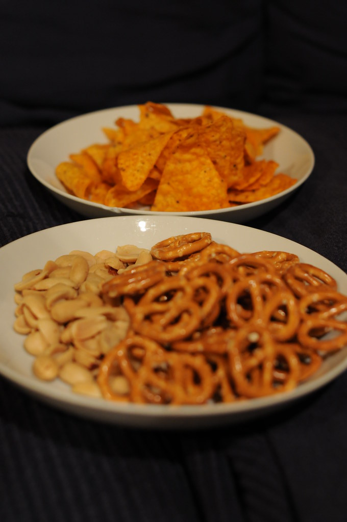 Pretzels Deliver Refined Carb Overload (image credits: flickr)