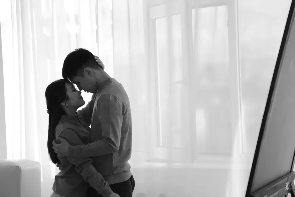 7. Asking for consistency in small daily gestures, not grand romantic gestures (Image Credits: Pexels)