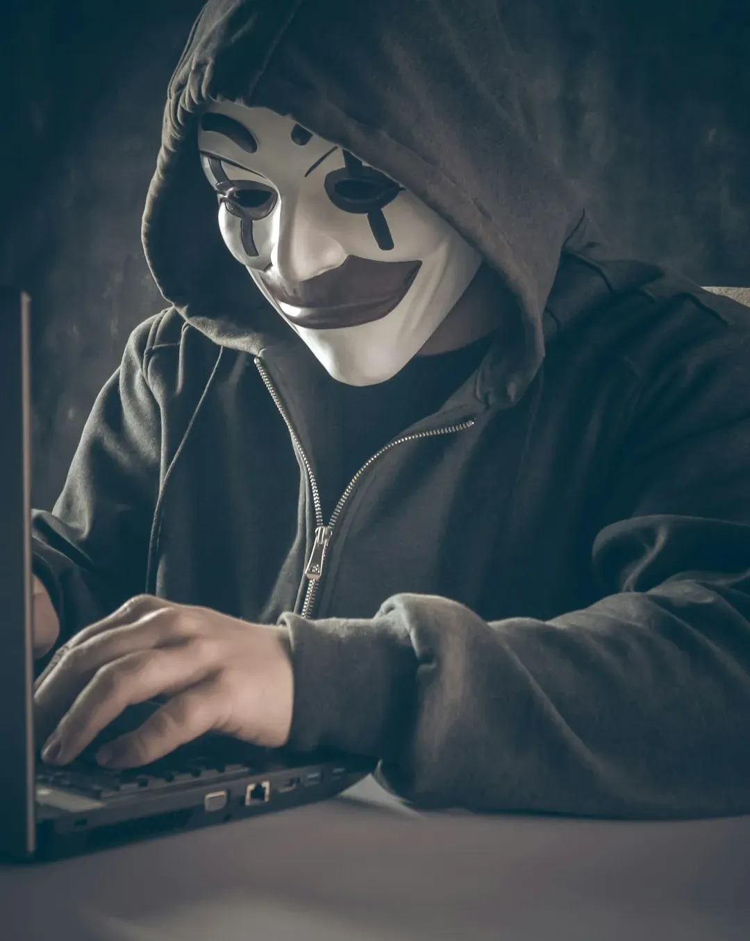 2. "We Need to Move Your Money to a Safe Account" (Image Credits: Unsplash)