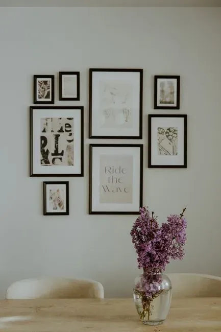 9. Matchy-Matchy Gallery Walls (Image Credits: Pexels)