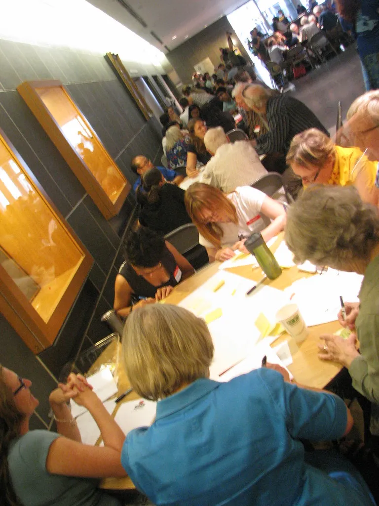 8. Refuse to Make a Decision Without Group Consensus (Laurel L. Russwurm, Flickr, <a href="https://creativecommons.org/licenses/by/2.0/" target="_blank" rel="noopener">CC BY 2.0</a>)