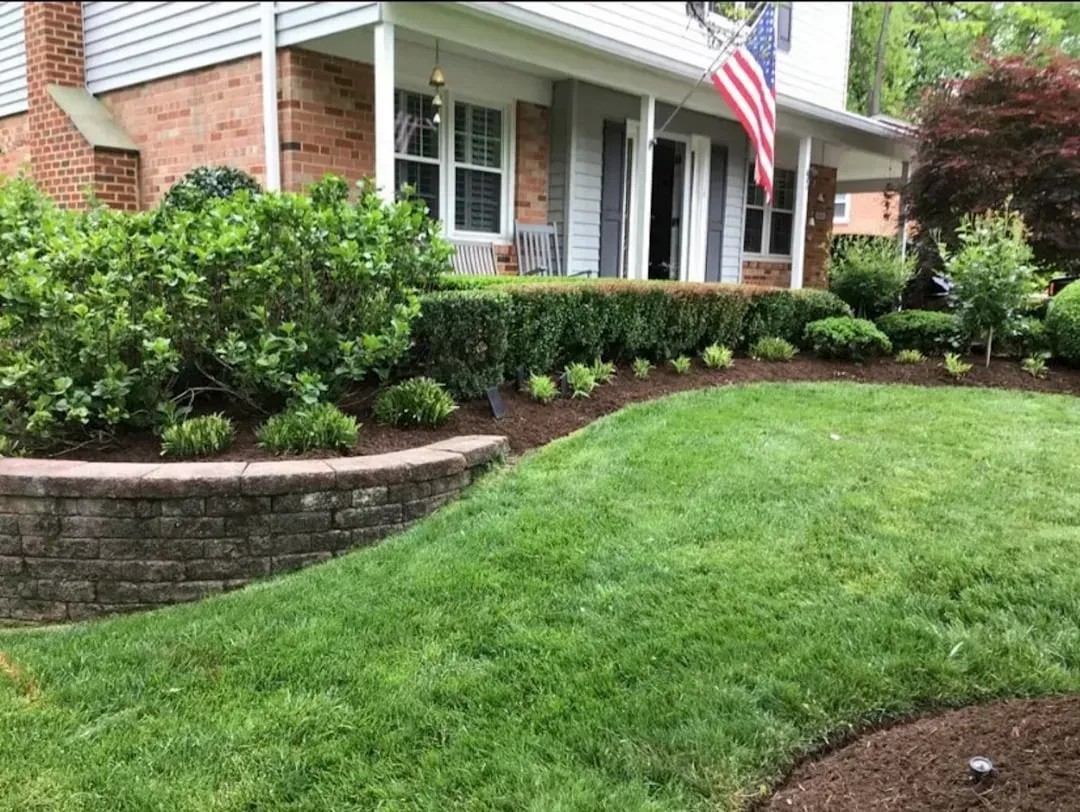 7. Thoughtful, Well-Maintained Landscaping and Exterior Presentation (Image Credits: Unsplash)
