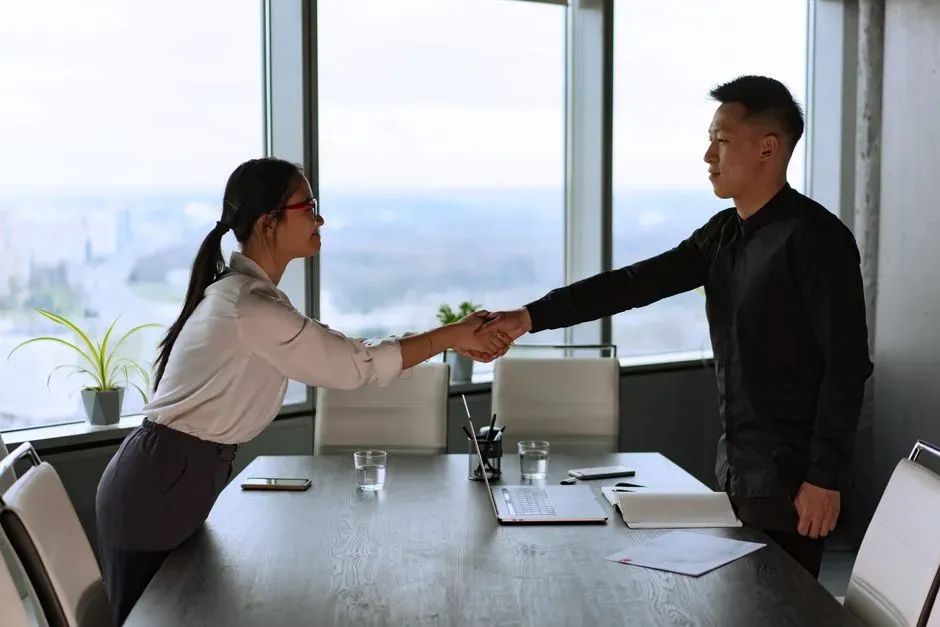 Total Compensation Is Often the Real Negotiation (Image Credits: Pexels)