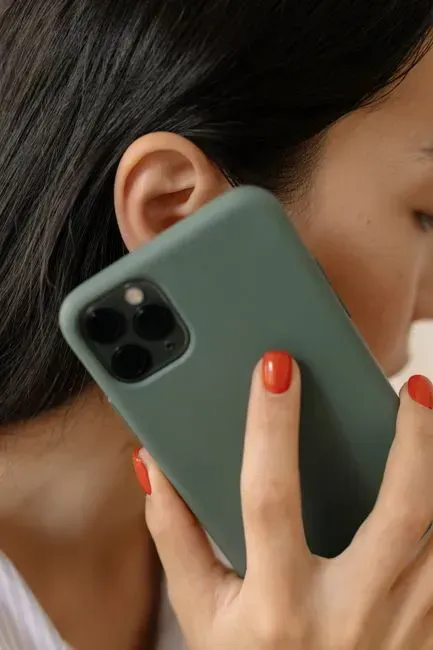 1. Calling instead of texting (Image Credits: Pexels)