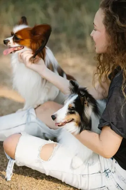 10. Offering to watch pets or kids without a clear plan (Image Credits: Pexels)