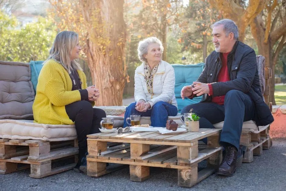 6. Withdrawing from long-standing social activities (Image Credits: Pexels)